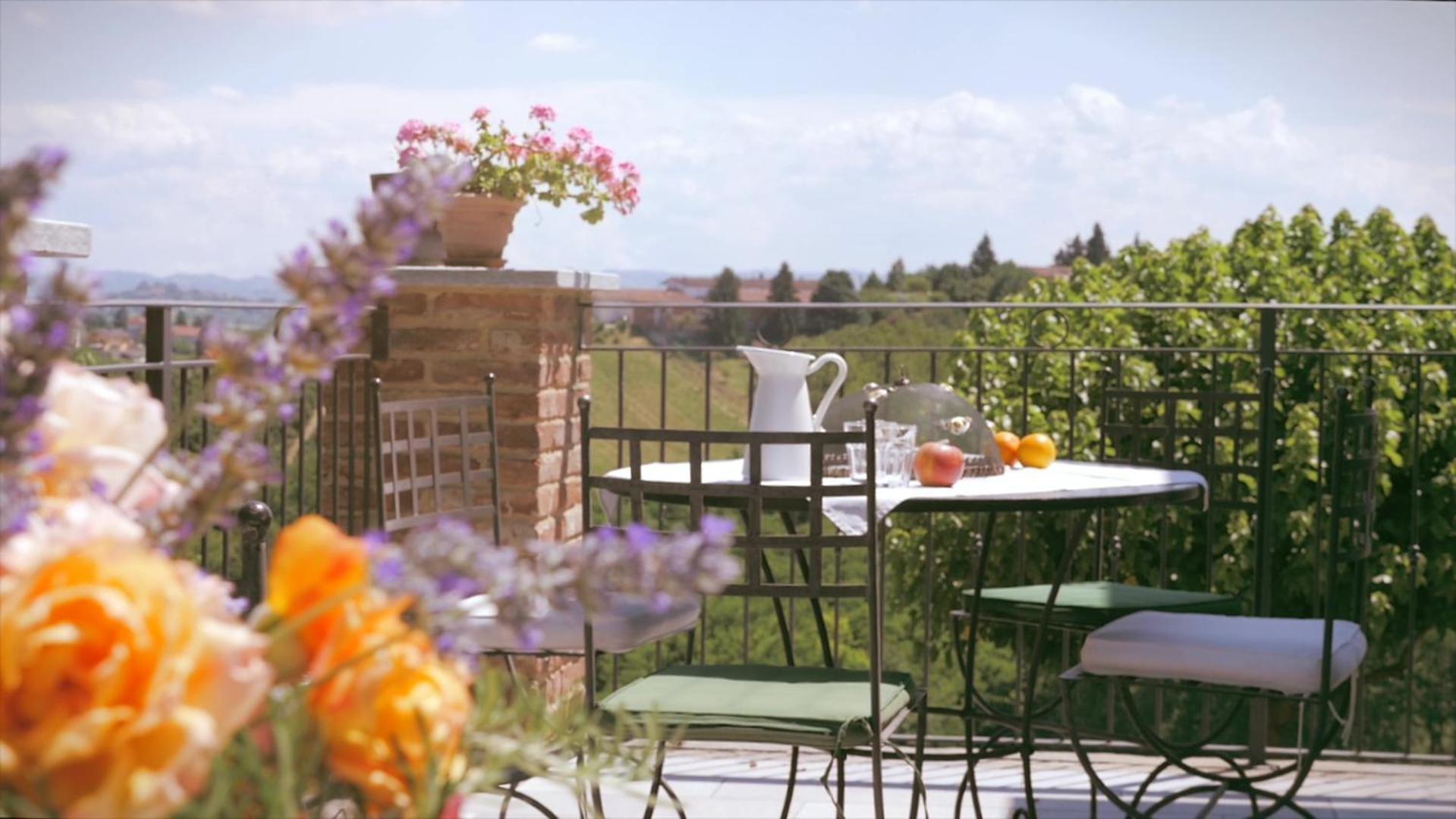 Alta Villa The Countryhouse Adults Only Boutique Bnb Vigliano d'Asti Екстер'єр фото