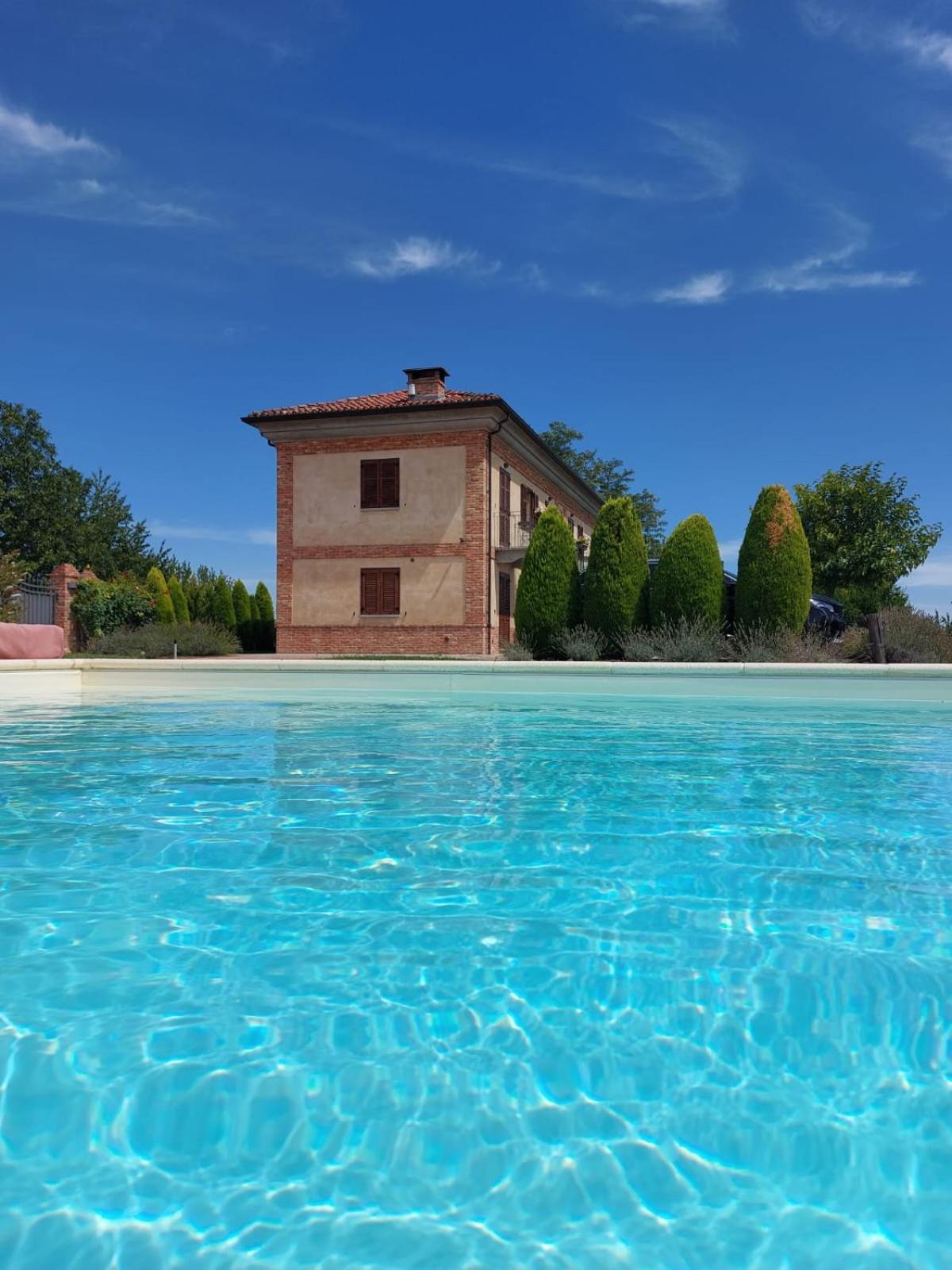 Alta Villa The Countryhouse Adults Only Boutique Bnb Vigliano d'Asti Екстер'єр фото