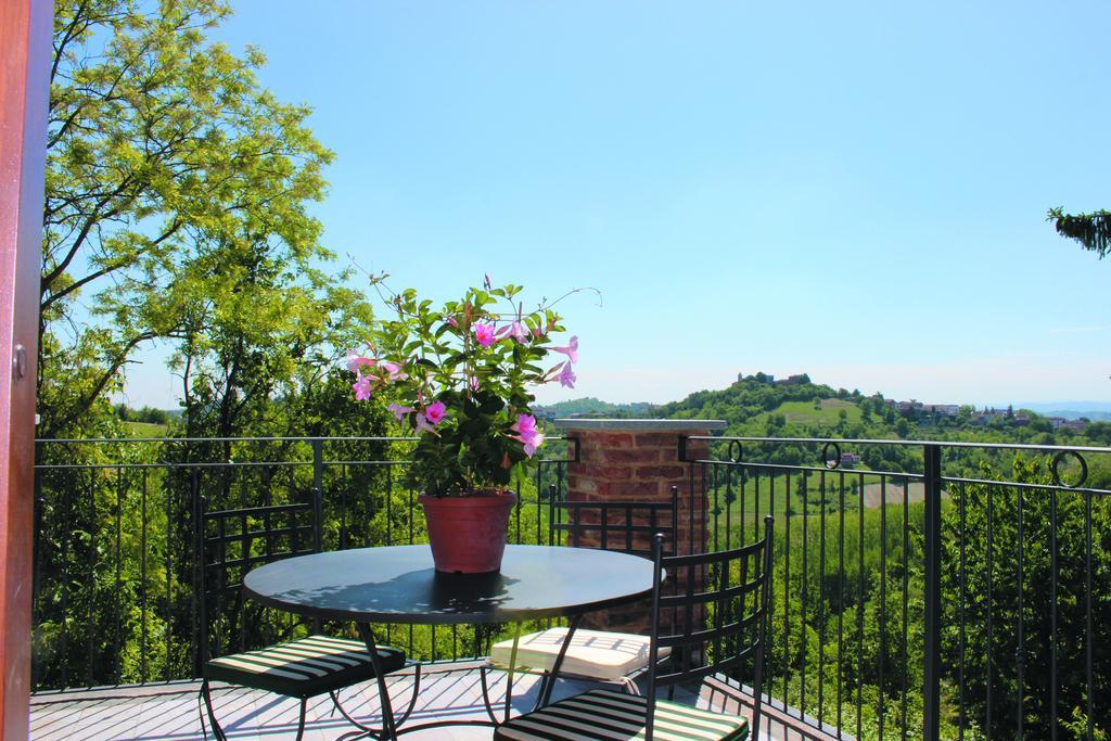 Alta Villa The Countryhouse Adults Only Boutique Bnb Vigliano d'Asti Екстер'єр фото