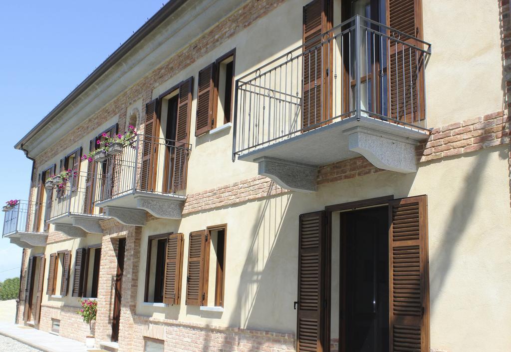 Alta Villa The Countryhouse Adults Only Boutique Bnb Vigliano d'Asti Екстер'єр фото