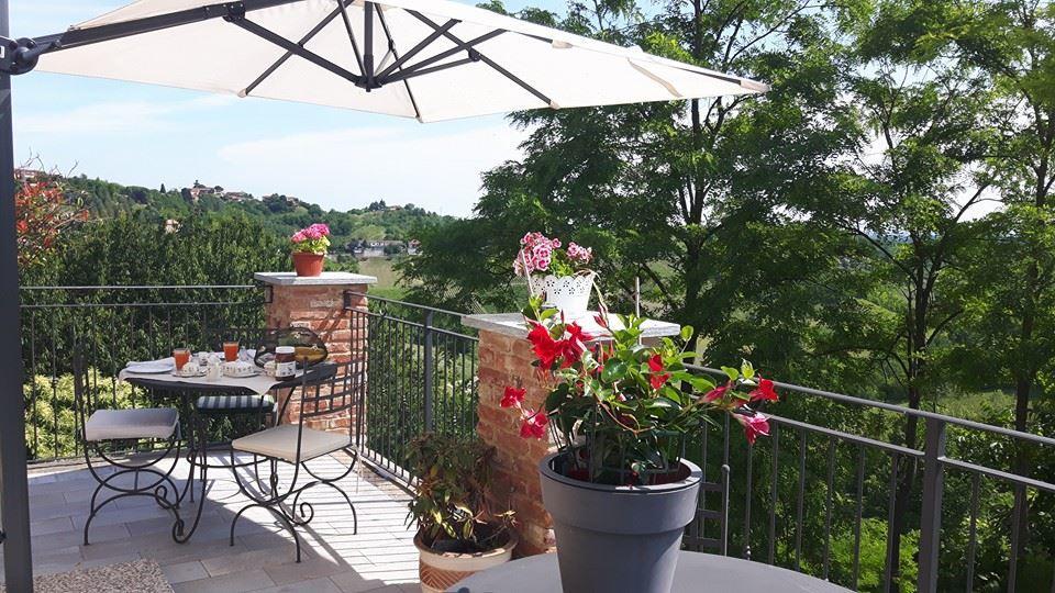 Alta Villa The Countryhouse Adults Only Boutique Bnb Vigliano d'Asti Екстер'єр фото