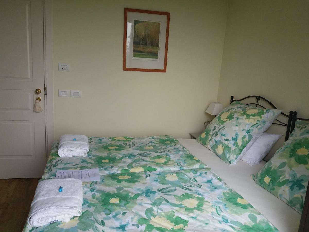 Alta Villa The Countryhouse Adults Only Boutique Bnb Vigliano d'Asti Екстер'єр фото