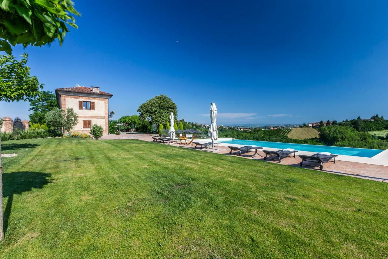 Alta Villa The Countryhouse Adults Only Boutique Bnb Vigliano d'Asti Екстер'єр фото