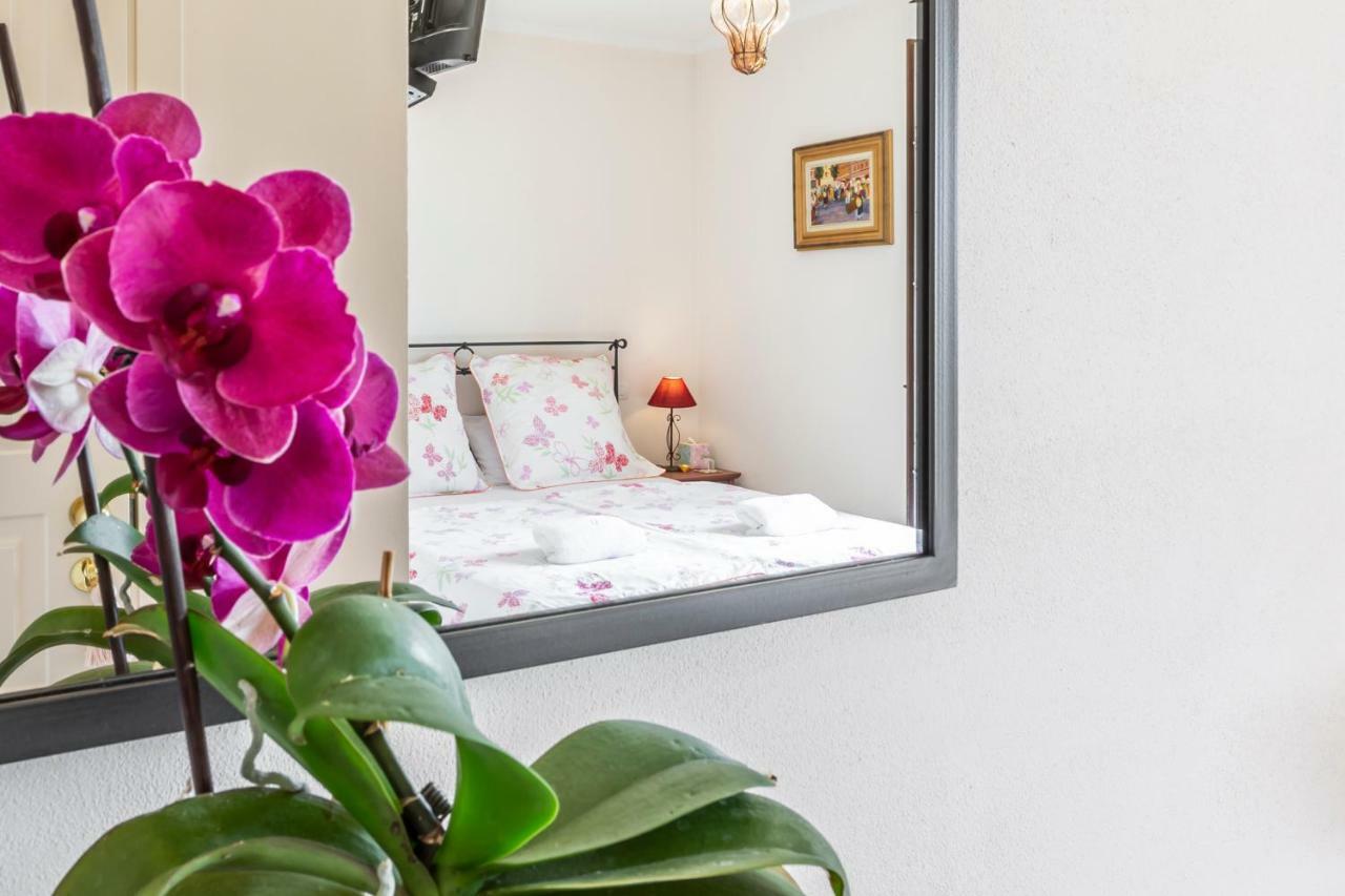 Alta Villa The Countryhouse Adults Only Boutique Bnb Vigliano d'Asti Екстер'єр фото