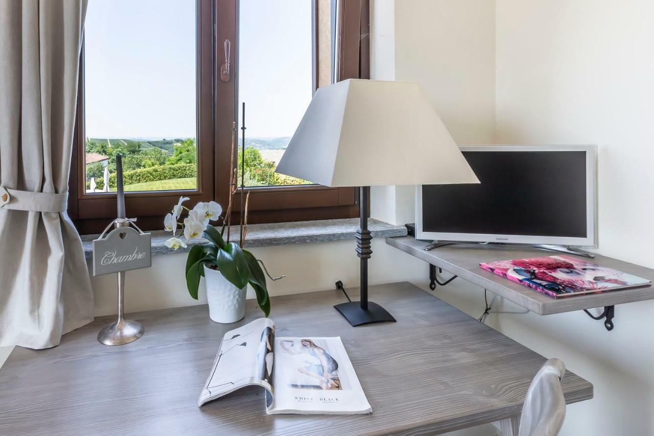 Alta Villa The Countryhouse Adults Only Boutique Bnb Vigliano d'Asti Екстер'єр фото